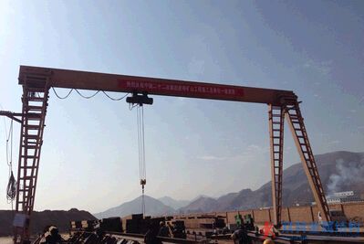 青海和興炭素一期項目原料庫鋼結(jié)構(gòu)制作完畢